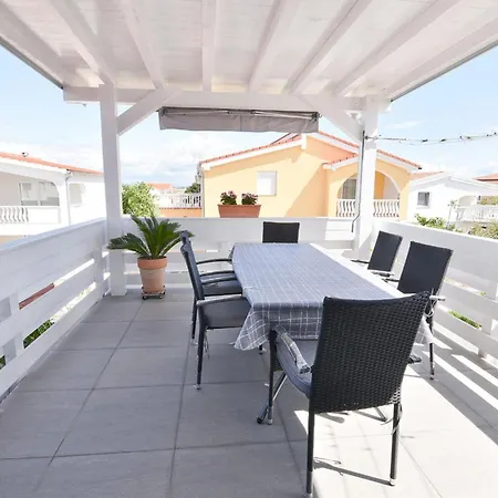 Karacic Apartamento *